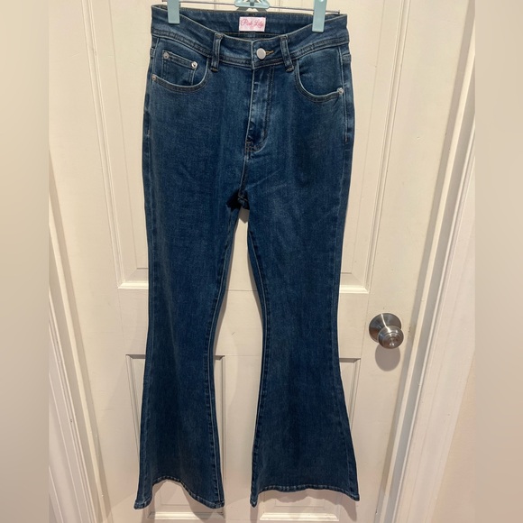 Classic Blue Women's Jeans - Picture 1 of 3